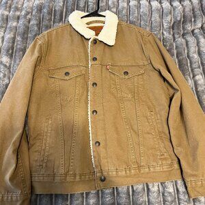 Levi's sherpa lined trucker jacket
